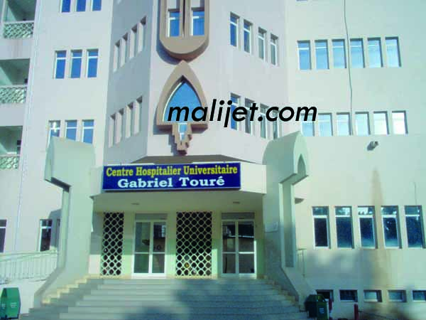 Sit-in à l’hôpital Gabriel Touré de Bamako : Le personnel dit « NON à des salaires amputés illégalement »