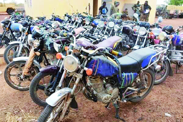 Frontière Mali-Burkina : L’armée malienne affirme avoir neutralisé une trentaine de terroristes