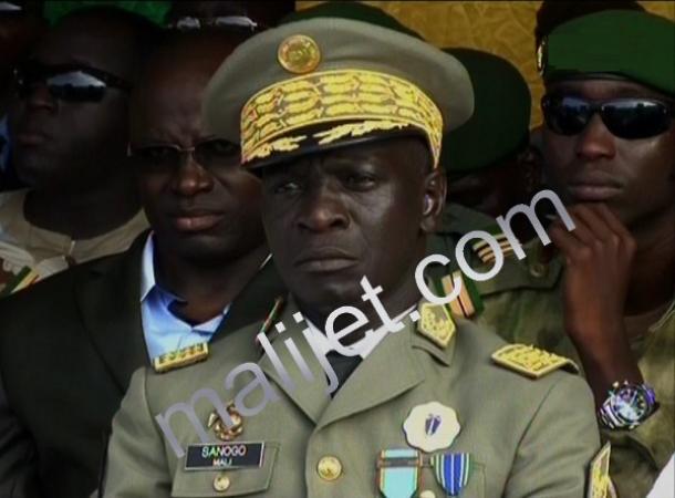 Ça sent de l’amateurisme dans le marigot politique : quand l’orgueil politique « mal placé » du capitaine bombardé général Amadou Haya SANOGO outrage tout un peuple !