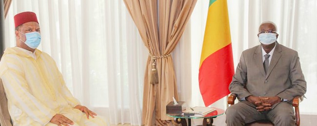 Coopération Mali-Maroc : L’Ambassadeur Hassan Naciri chez Bah N’Daw à Koulouba