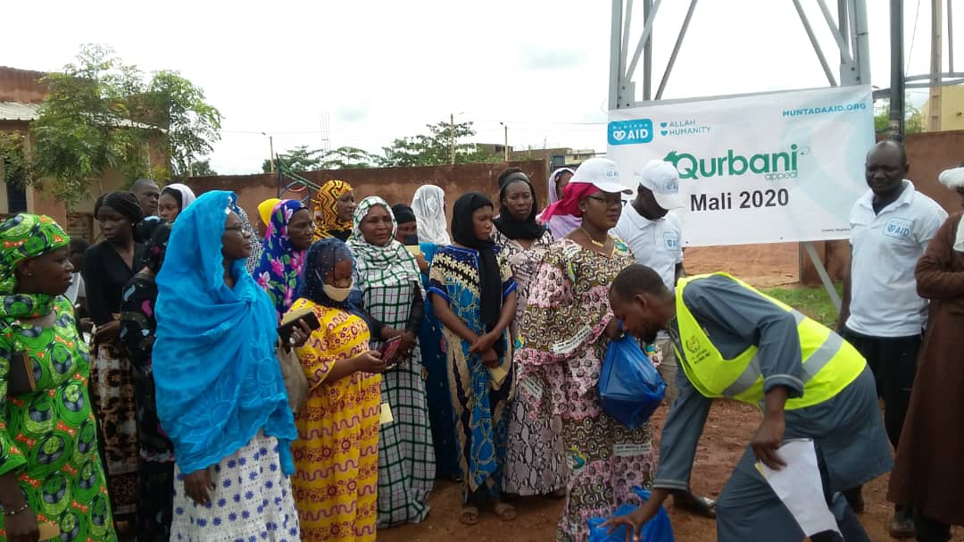 Fête de tabaski 2020 : L’ONG ALFAROUK vole au secours des veuves et démunis de N’TABACORO à travers l’ASULOST