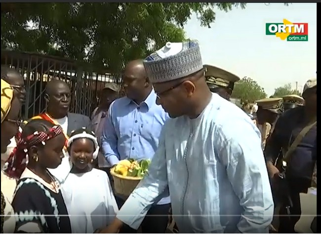 Visite du Premier ministre Dr Boubou Cissé à Badiangara