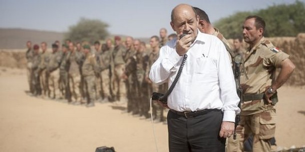 Sahel : Le Drian reproche au Mali de manquer de volonté politique