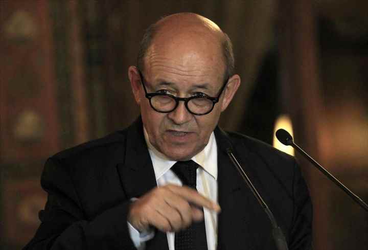 Jean-Yves Le Drian au Mali : 5 conventions signées