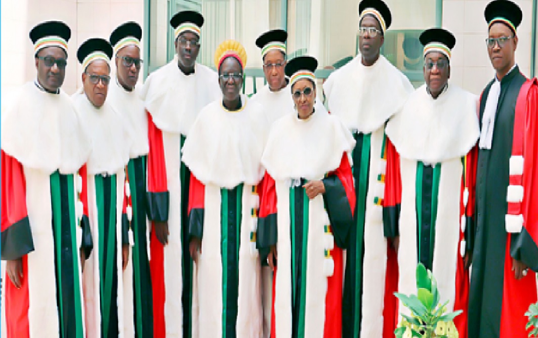 Cour constitutionnelle : La honte !