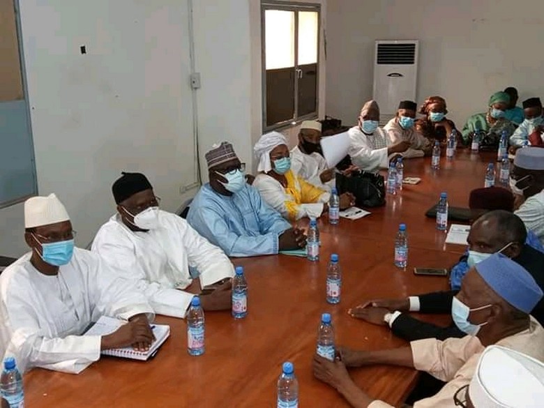 Exclusion de la classe politique, front socio-sécuritaire en ébullition : Le régime transitoire au Mali est désormais sur le fil du rasoir