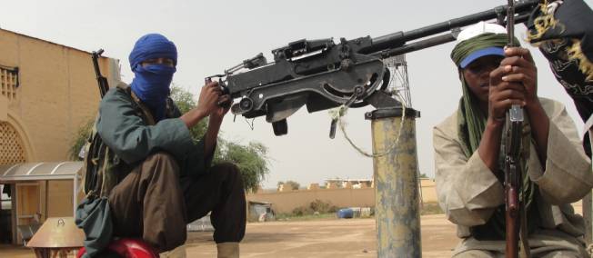 Négociations avec des groupes djihadistes: Paris nuance sa position