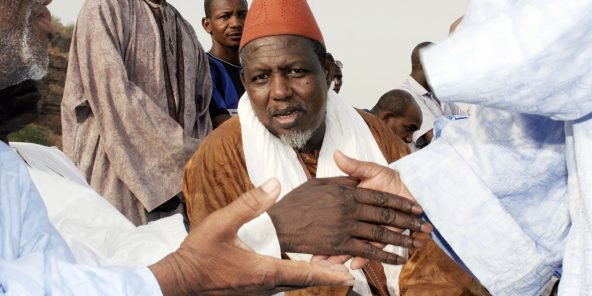Mali: pour l’Aïd, l’imam Dicko appelle à “chasser les démons de la division”