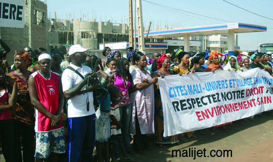 Interdictions de manifester : Deux poids deux mesures