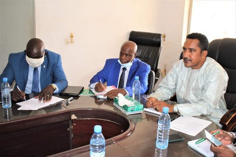 Prise de contact avec les services rattachés à son département : Le Ministre Ag Attaher se rend à la DNSEP et au CNPV