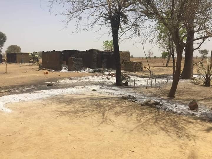 Désarmement des chasseurs avant la présence des FAMa sur le terrain : Les mises en garde des associations de jeunes du pays dogon !