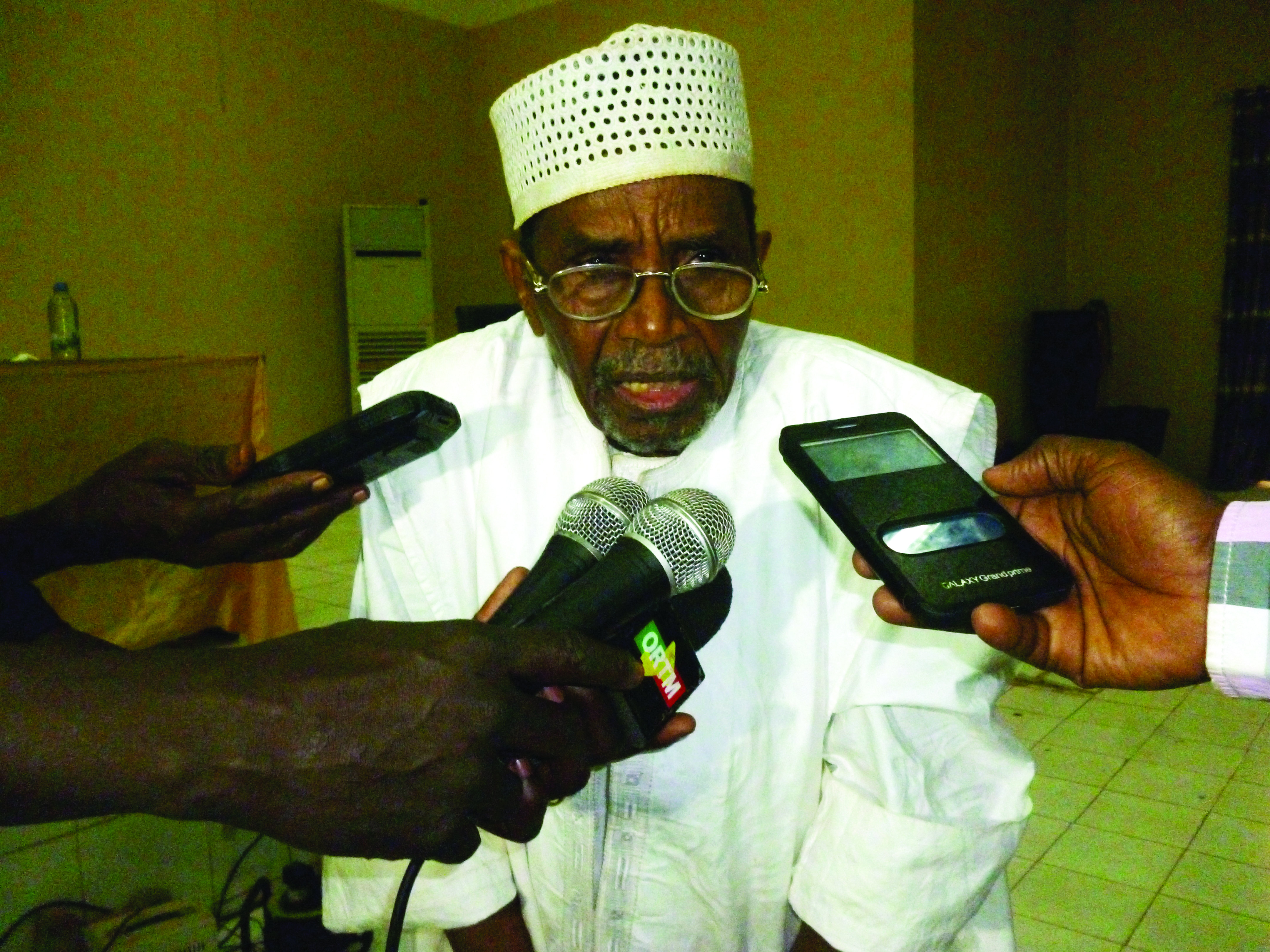 Pr. Ali Nouhoum DIALLO, Ancien Président de l’Assemblée Nationale du Mali, Ancien Président du Parlement de la CEDEAO : LA REVISION CONSTITUTIONNELLE N’EST PAS LA PRIORITE DU MOMENT POUR LE PEUPLE MALIEN