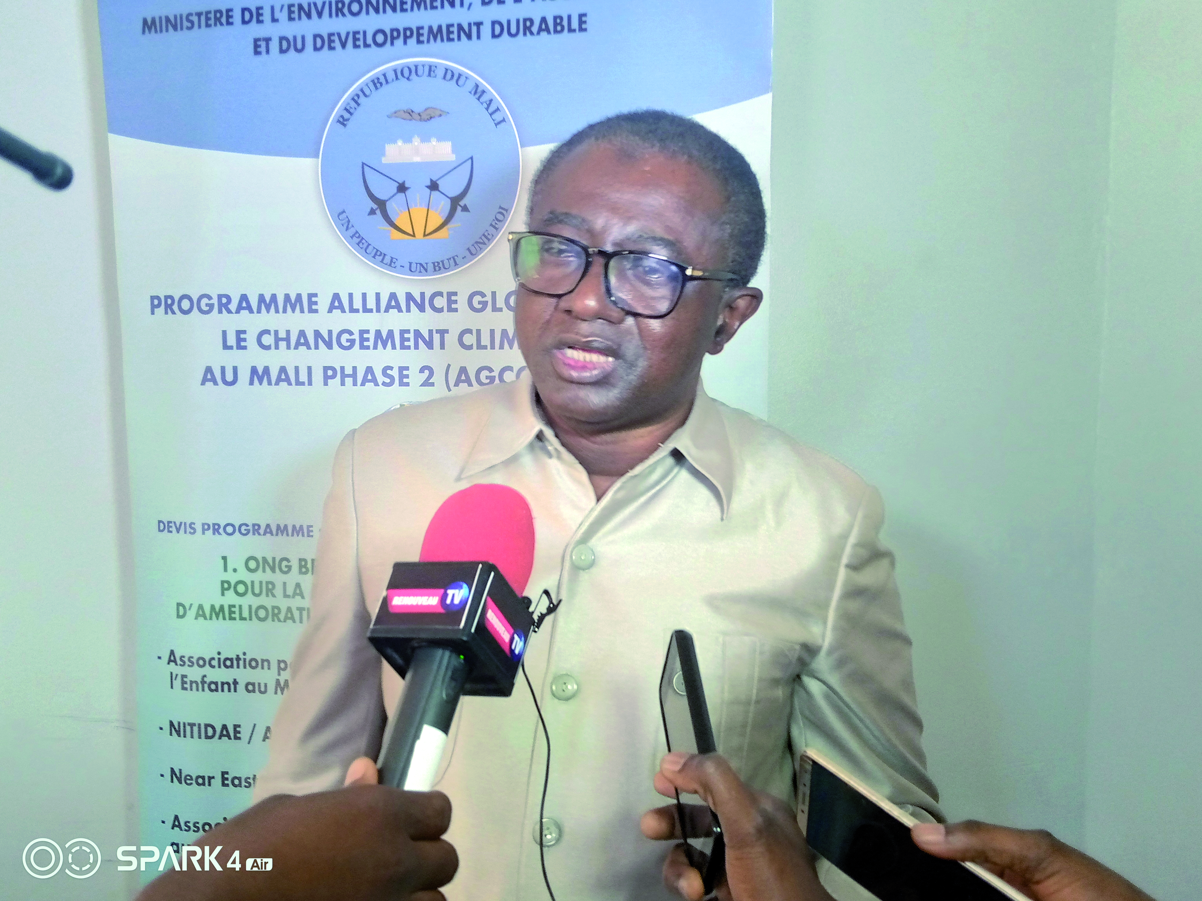 Ministère de l'Environnement, de l'Assainissement et du Développement Durable : 44 projets/programmes dont 39 en cours d’exécution pour un financement de plus de 92 milliards de FCFA