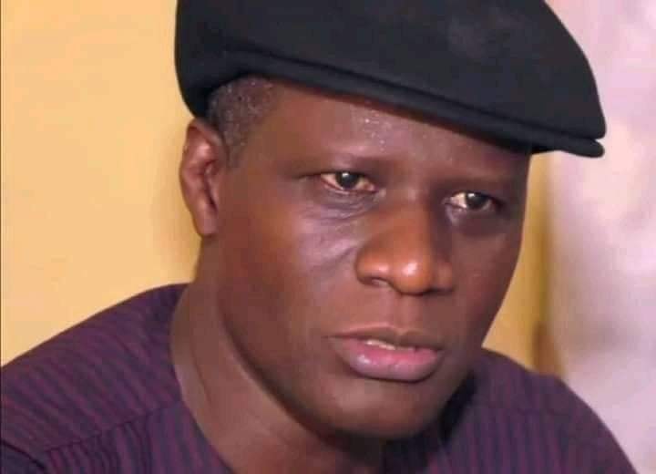 Clément Dembélé : Un marchand d’illusions