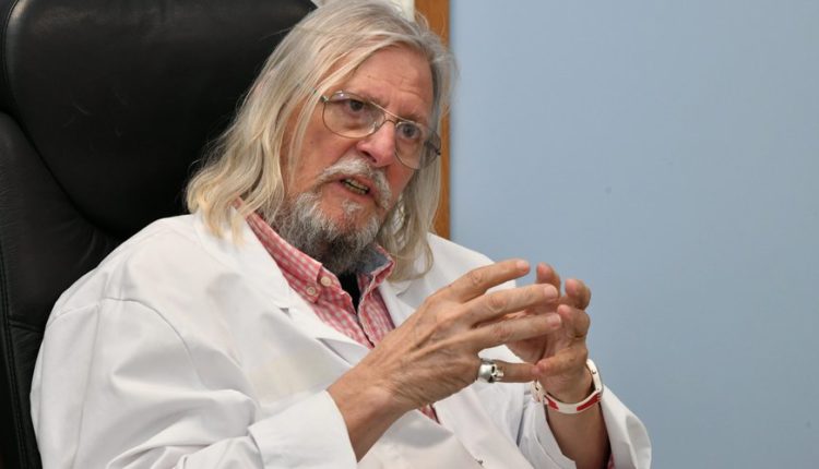 Professeur Raoult : «Avec notre traitement, le virus disparaît au bout de six jours »