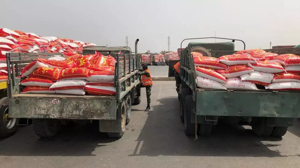 Au Sénégal, la polémique enfle autour du transport de l’aide alimentaire