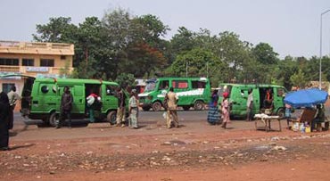 Péage: les véhicules de transport en commun et les camions en arrêt de travail ce mardi