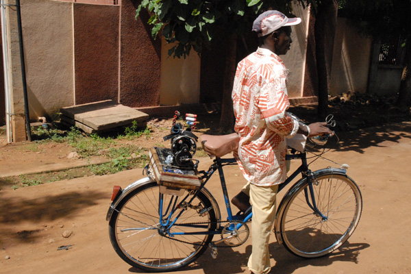 Tailleurs ambulants : Un soulagement pour les portes feuilles