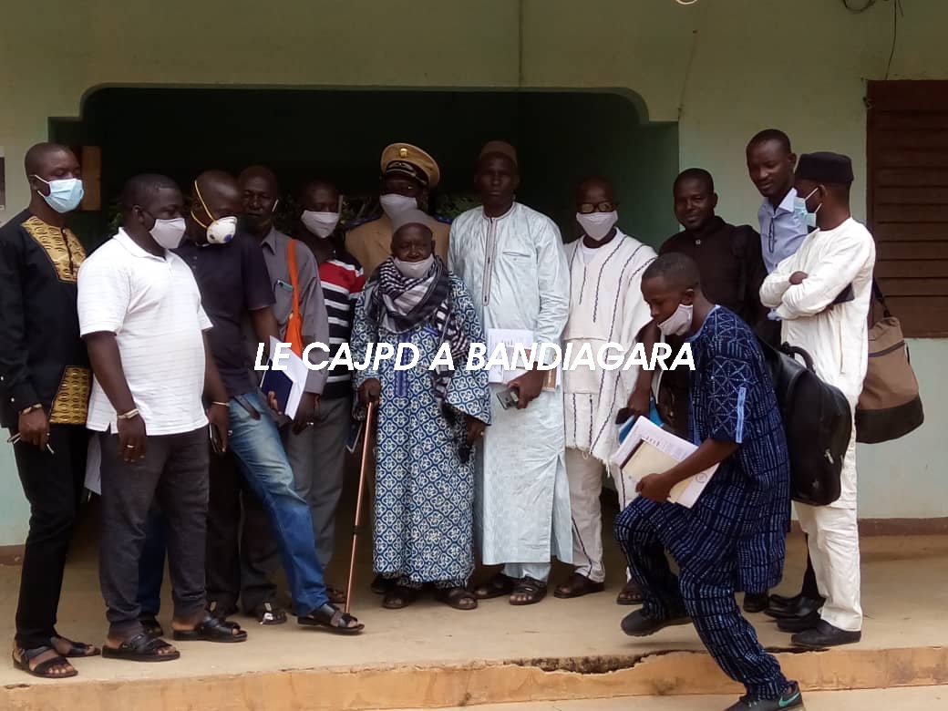 Région de Mopti : une initiative locale pour apporter de l’aide alimentaire aux personnes en difficulté dans la zone du pays dogon.