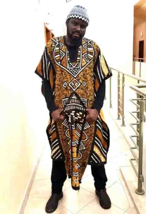 Youssouf Tandina : Le guide touristique qui avait insulté le Président ATT aperçu à PAU en France