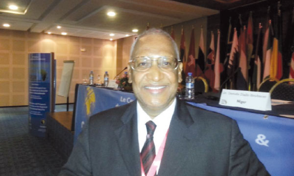 Imminence d’un vaste mouvement diplomatique : Le syndicat sort de sa réserve