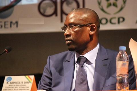 Diplomatie malienne : Abdoulaye Diop au four et au moulin