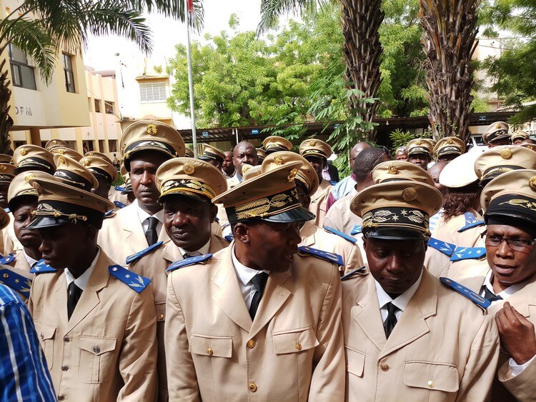 Nomination massive des militaires aux postes de gouverneur : Les Administrateurs civils trouvent la décision « méprisante, insultante et provocante »