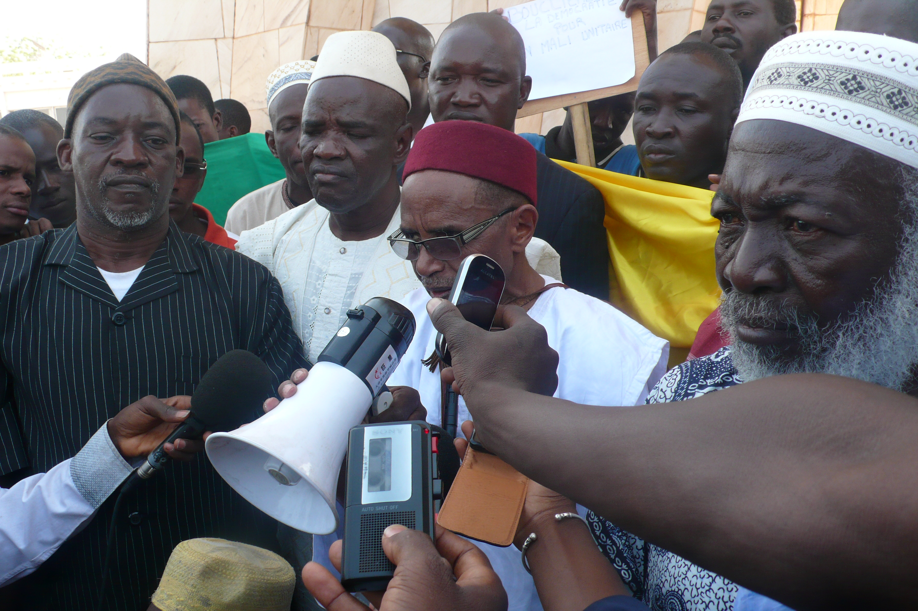 Pr. Ali Nouhoum Diallo sur le parcours politique de Soumeylou Boubèye Maïga : “Ce qui caractérise SBM, c’est sa capacité d’analyse, sa détermination à toute épreuve…”