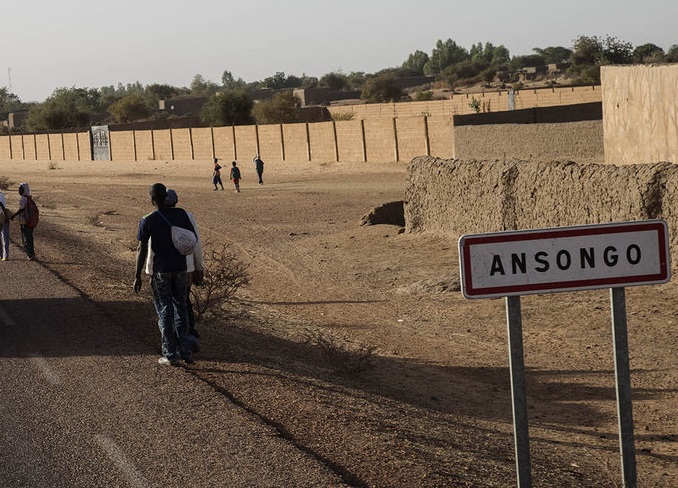 Ansongo : Le check point des FAMA à la sortie de Ménaka attaqué !