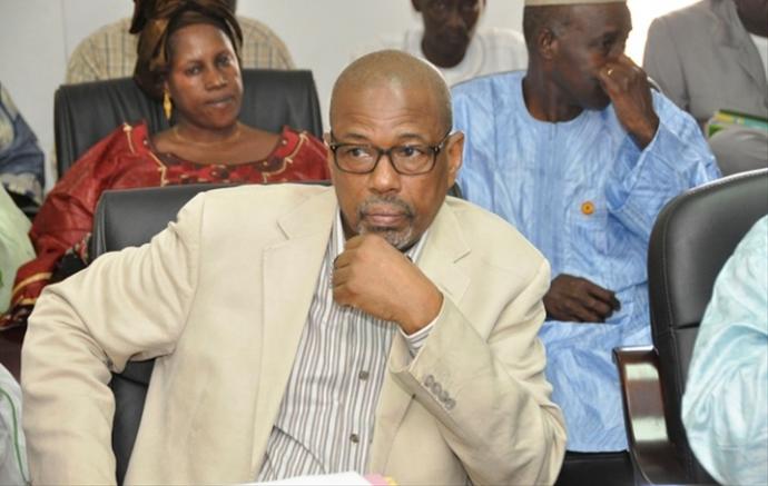 Mairie de la commune du Mandé : Le jeu trouble de Bill