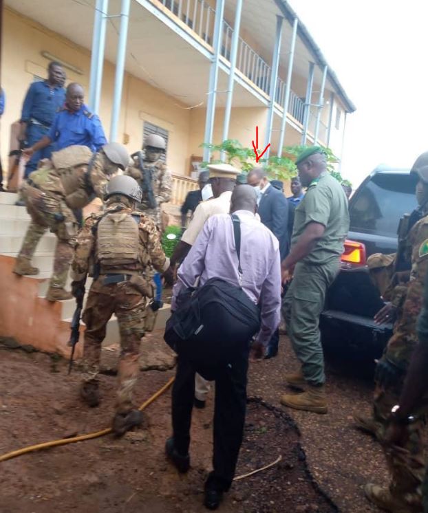 Focus : Au boulot, Maliens !