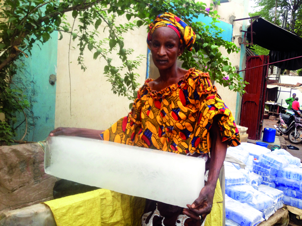 Canicule au Mali : Une période pénible pour les enfants et les personnes âgées