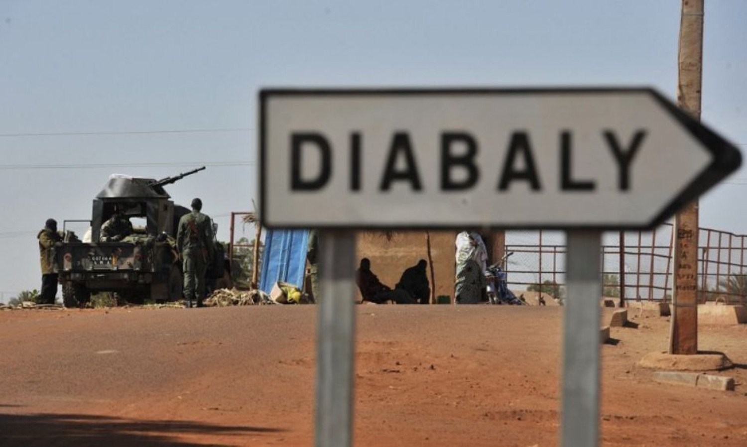 Insécurité dans le Centre du Mali : Les terroristes dynamitent le pont entre Dogofry – Diabali