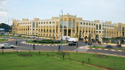 Nouveau gouvernement: Réactions de trois observateurs aguerris