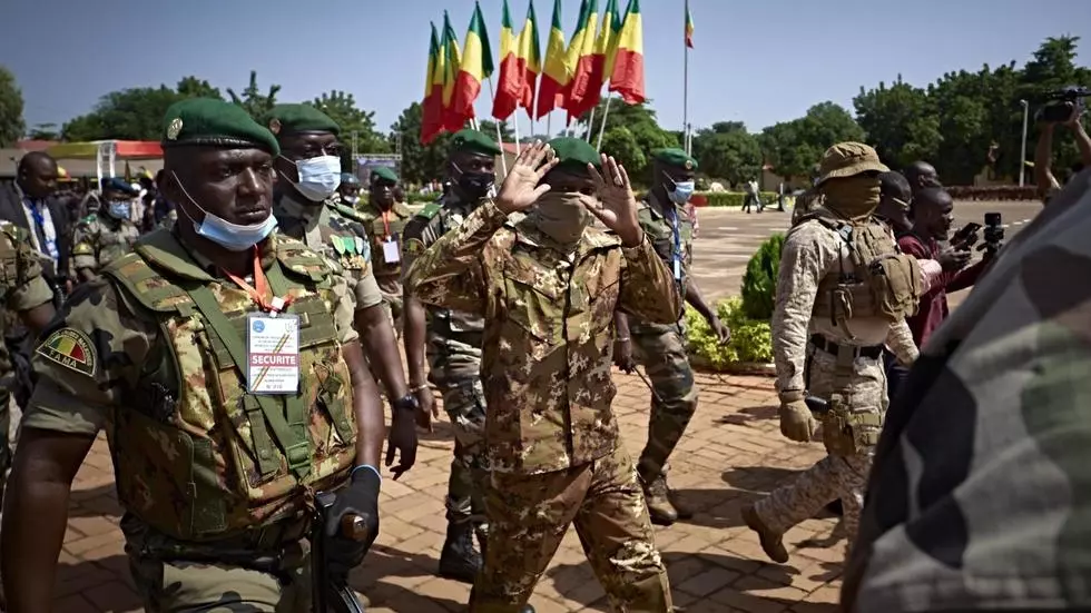 Mali : nomination massive de militaires à la tête des régions