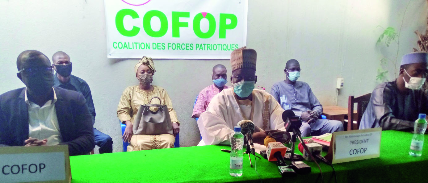 La Coalition des Forces Patriotiques (COFOP) face à la presse : «L’administration de la Transition marche d'une manière bancale, car elle évolue sans la participation active de la classe politique »
