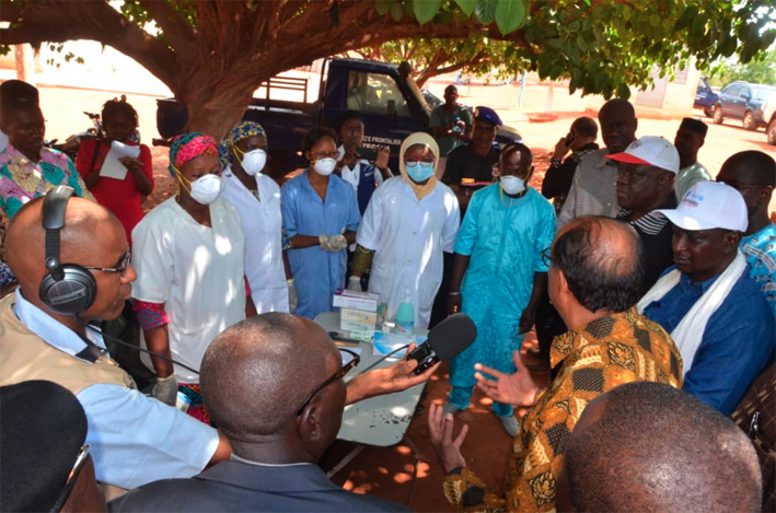 Coronavirus au Mali : Les citoyens partagés entre habitudes sociales et survie économique