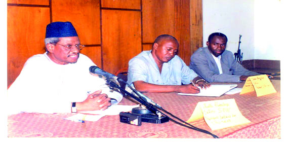 Cri-2002 et sa crise interne en quatre-réponses