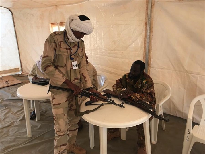 Désarmement démobilisation et réinsertion (DDR) : à Tombouctou, une mission conjointe informe et sensibilise sur la reprise du processus de DDR et la réinsertion des combattants inaptes