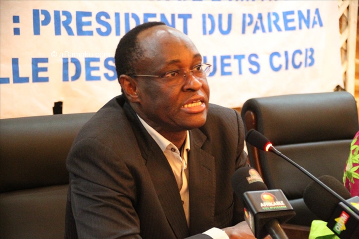 PAROLES (DÉCOUSUES) POUR ADAM : Prononcées le 21 mars 2021 à l’Institut islamique d’Hamdallaye.