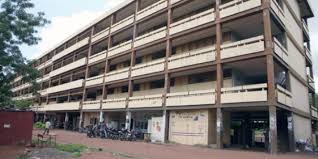 Affrontement armé entre étudiants de la FAST : La police du 4ème arrondissement évite le pire