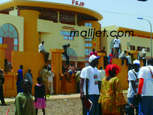 Education nationale, enseignement supérieur et recherche scientifique : Les ministres de tutelle sur des braises