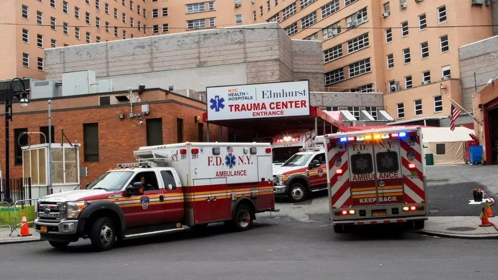 Avec plus de 1 200 morts en 24 h, les États-Unis s’attendent à un "moment comme Pearl Harbor"