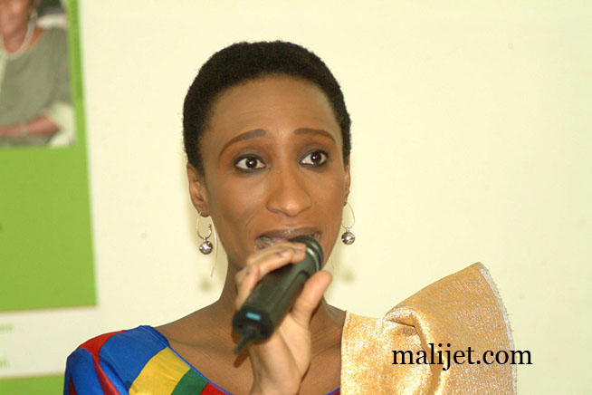 Mme Kadiatou Konaré lors d’une table ronde via vidéoconférence : «Si les femmes n’avaient pas joué le rôle qu’elles ont eu à jouer il y a 30 ans maintenant, le Mali ne serait peut être pas dans un Etat démocratique »