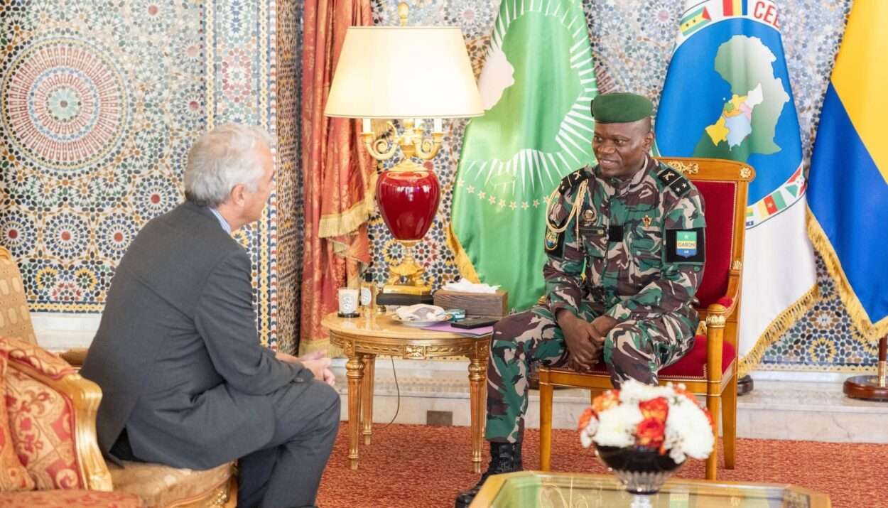 Gabon: Et pourtant Paris ne discute pas avec les putschistes