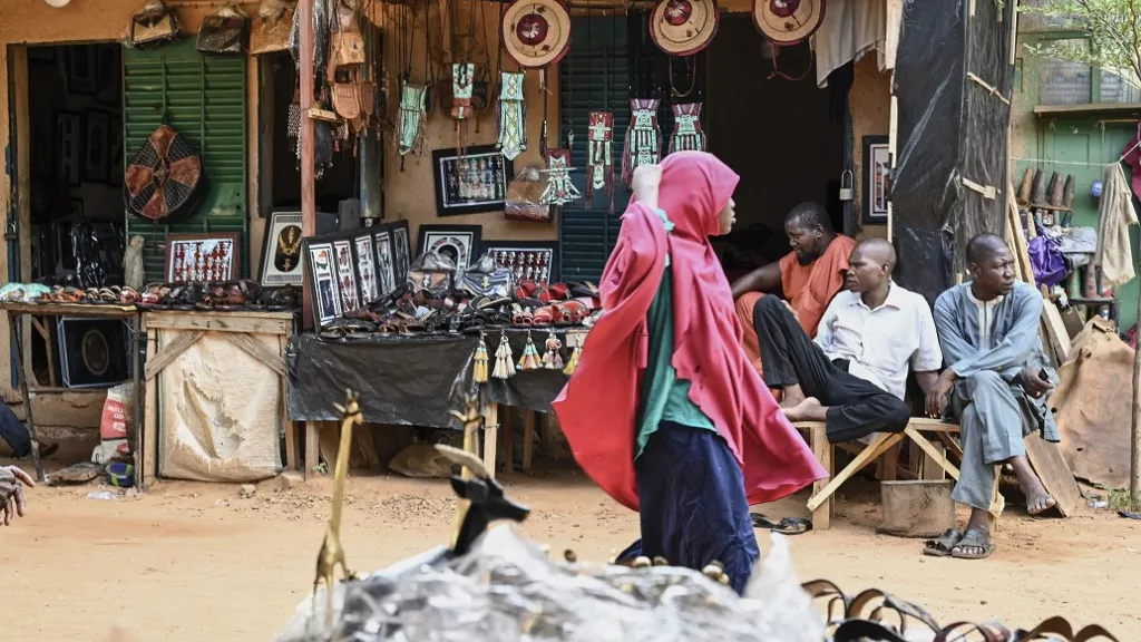Niger : après les sanctions économiques, éviter à tout prix l'asphyxie