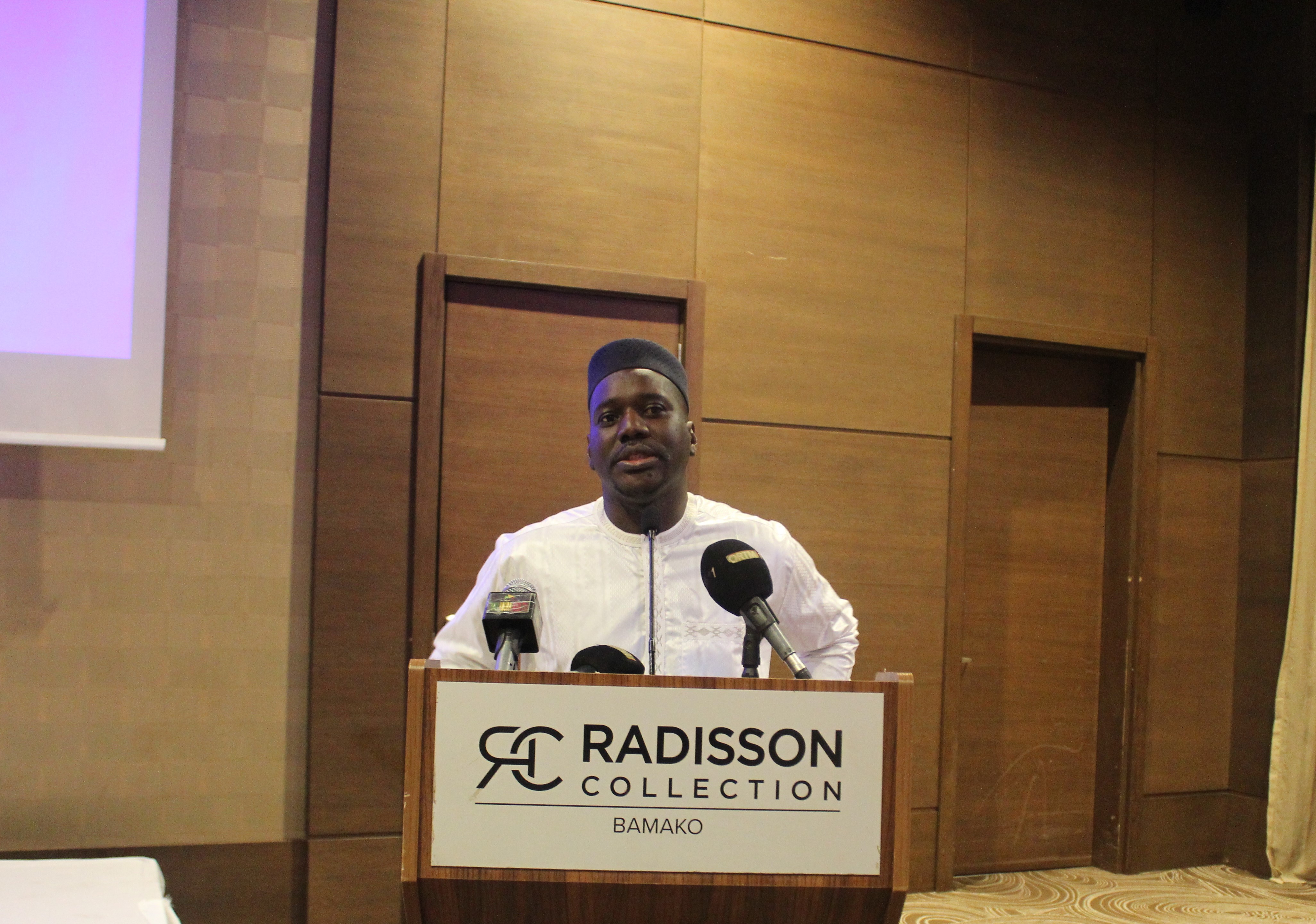 Mali: Daouda Coulibaly patron de la Fintech Sama Money rachète la 1ère Agence de Microfinance (PAMF) à Bamako