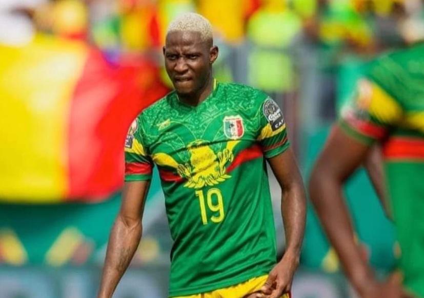 La tuile pour le Standard : Moussa Djenepo rentre précipitamment du Mali après une blessure à l'entraînement