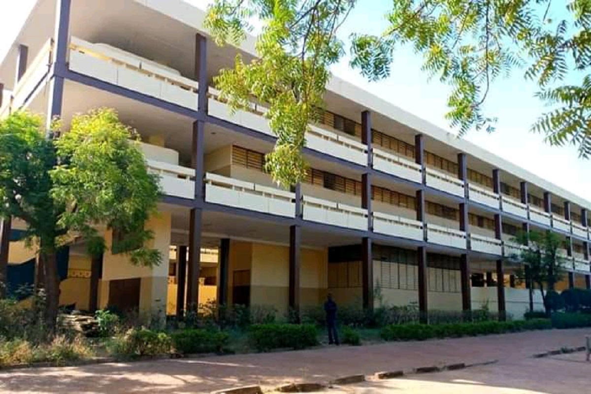 Éducation : CENOU exclut 17 étudiants des campus de l'IUG et de la FST.