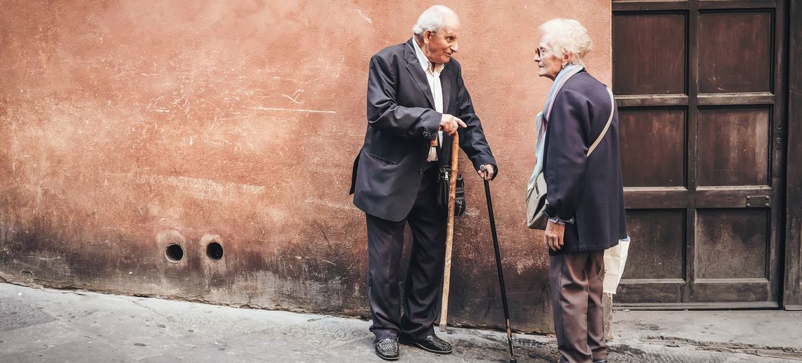 Europe et Amérique du Nord : une baisse de la fécondité et un vieillissement de la population